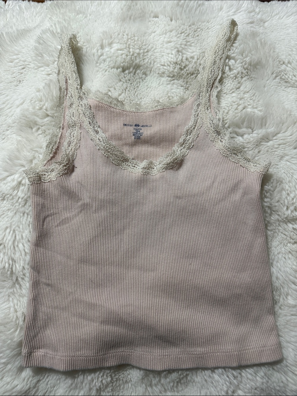 Brandy Melville Ribbed Lace-Trim Tank Top - Light Pink